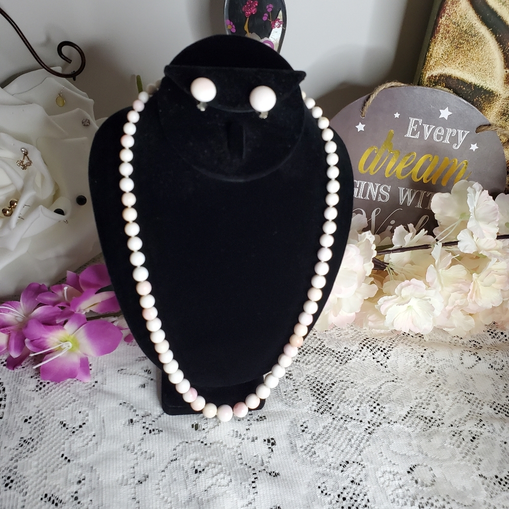 Set Necklace & Clip on Earrings